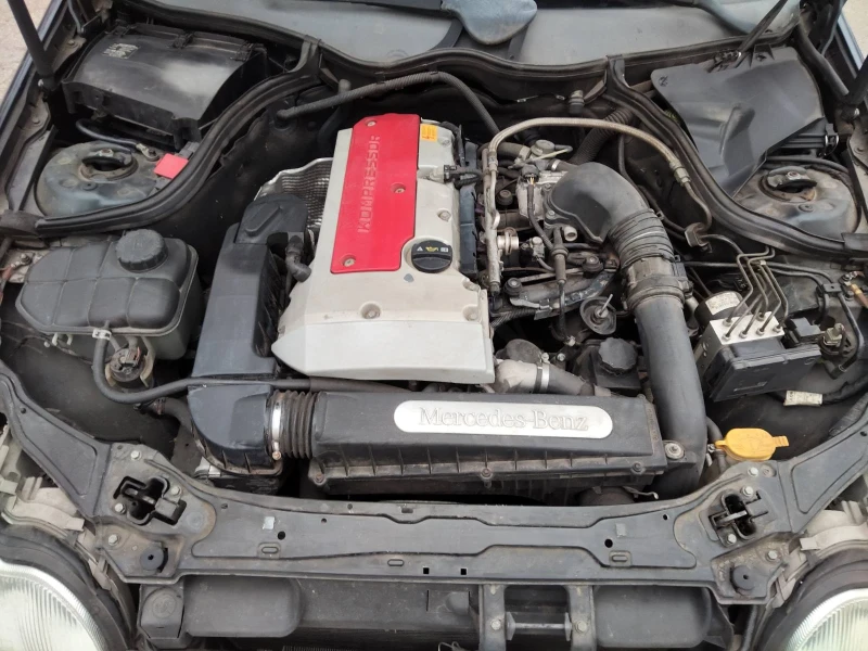 Mercedes-Benz C 200, снимка 8 - Автомобили и джипове - 52226503