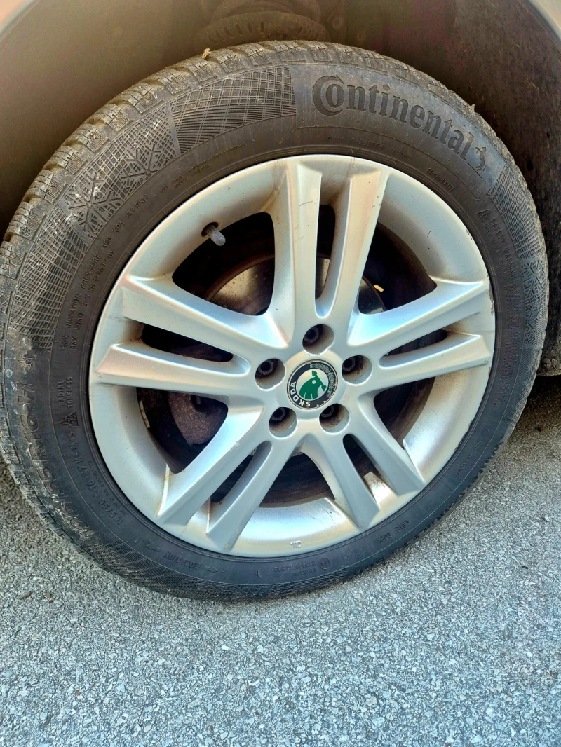 Skoda Roomster 1.4 бензин, снимка 16 - Автомобили и джипове - 52956097