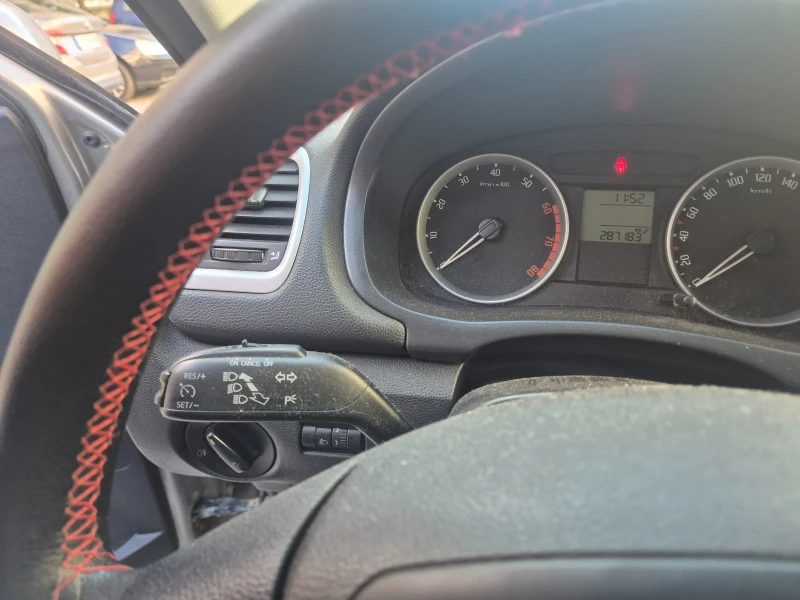 Skoda Roomster Ван, снимка 6 - Автомобили и джипове - 52956097