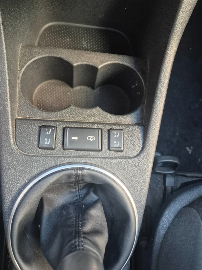 Skoda Roomster Ван, снимка 10 - Автомобили и джипове - 52956097