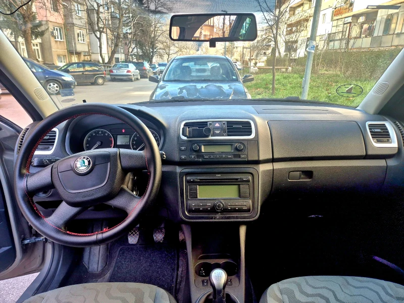 Skoda Roomster 1.4 бензин, снимка 6 - Автомобили и джипове - 52956097