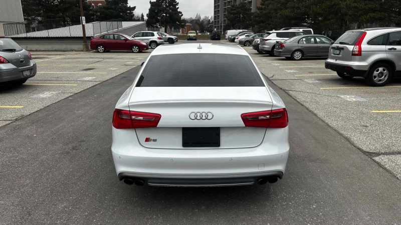 Audi S6 * 4dr Sdn quattro 4.0T * CARFAX * БЕЗ ПЪРВОНАЧАЛНА, снимка 4 - Автомобили и джипове - 53086961