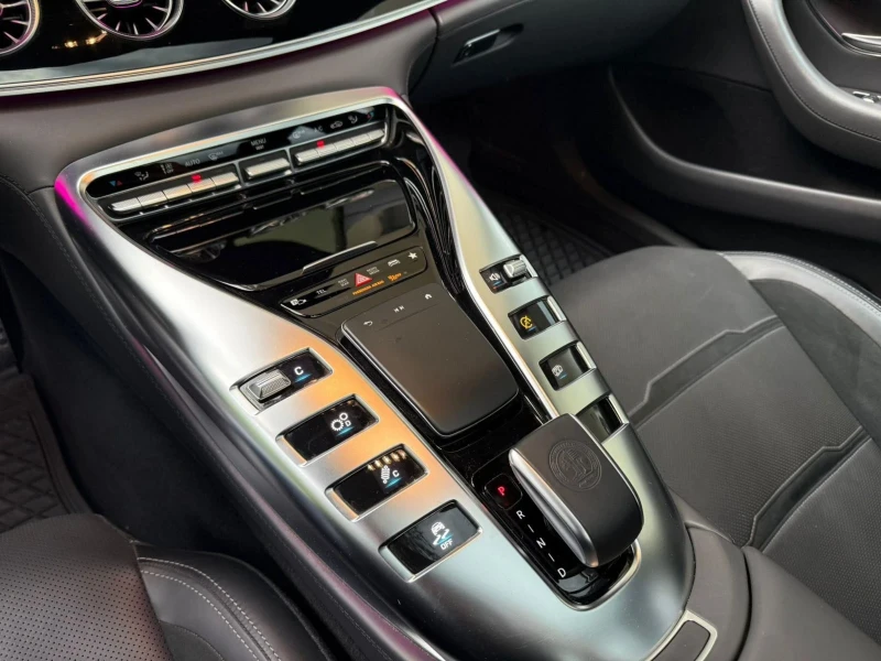 Mercedes-Benz AMG GT 63S / 4-MATIC+ / CERAMIC BRAKES / AERO PACK, снимка 12 - Автомобили и джипове - 53160503
