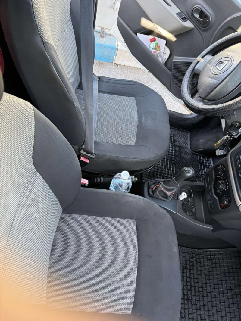 Dacia Dokker, снимка 14 - Автомобили и джипове - 53166393