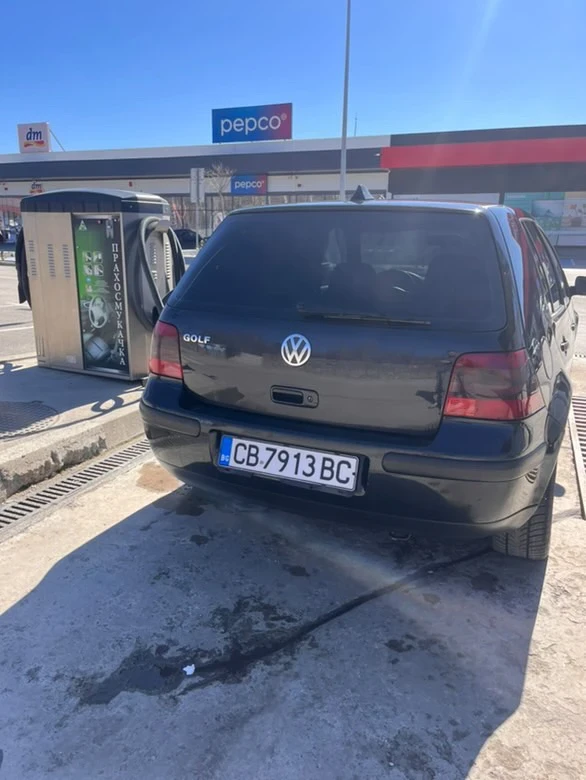 VW Golf 1.9, снимка 3 - Автомобили и джипове - 49483054