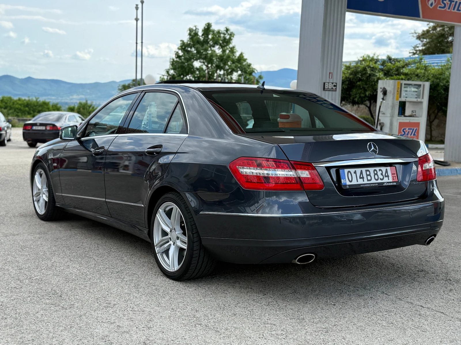 Mercedes-Benz E 350 Avantgarde - изображение 4