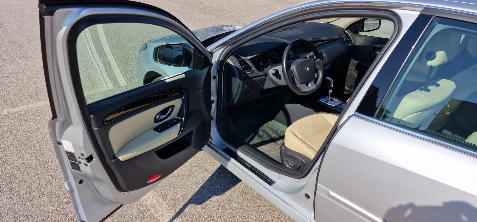 Renault Laguna Initiale Paris - изображение 9