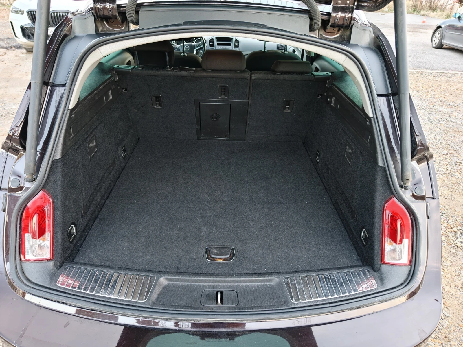 Opel Insignia 2.0 CDTI Sports tourer 4x4 | Mobile.bg � ����������� 11