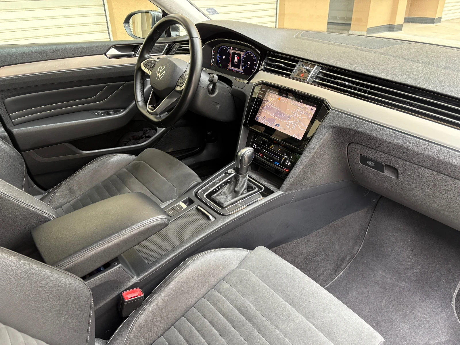 VW Passat  Digital, Distronic, Keyless, ,  | Mobile.bg   11