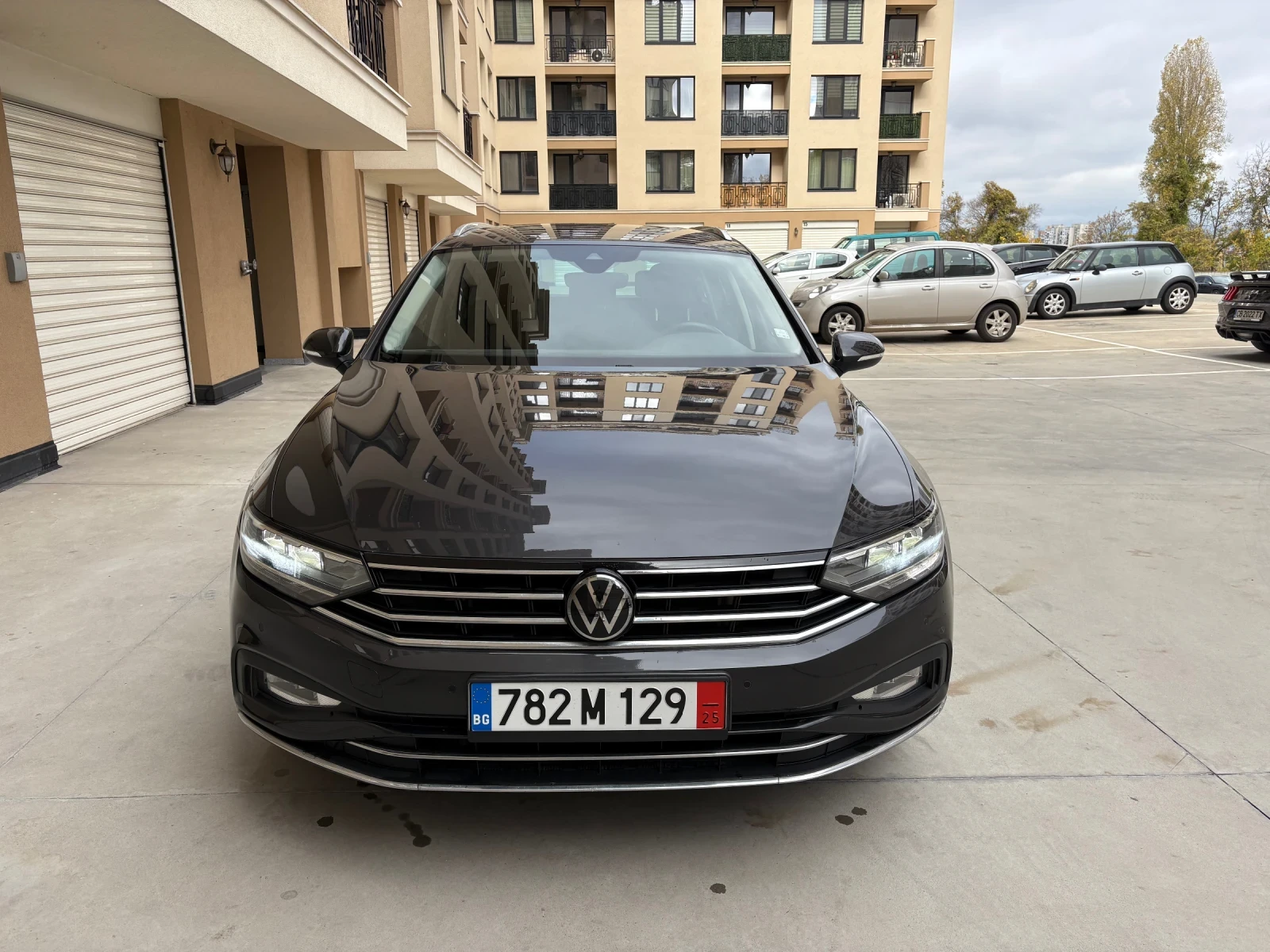 VW Passat  Digital, Distronic, Keyless, Камера, История - изображение 7
