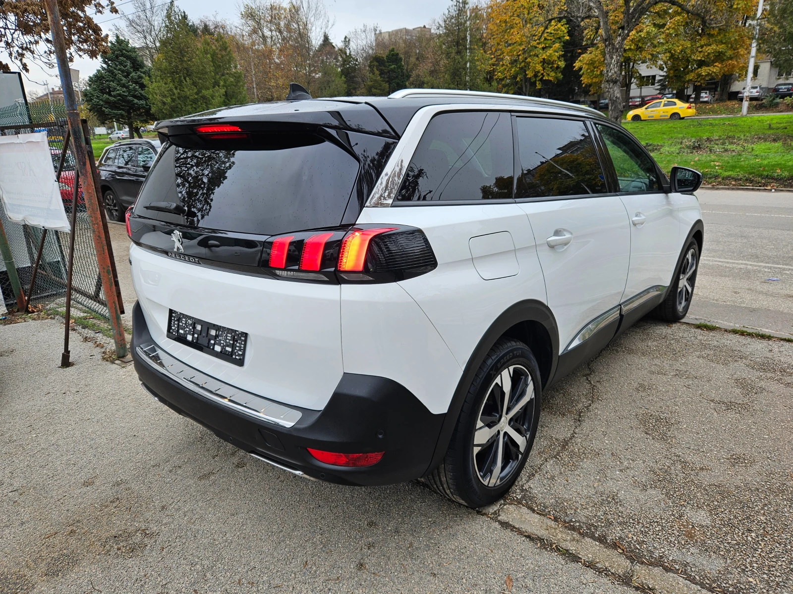 Peugeot 5008 1.6 120 Full | Mobile.bg   5