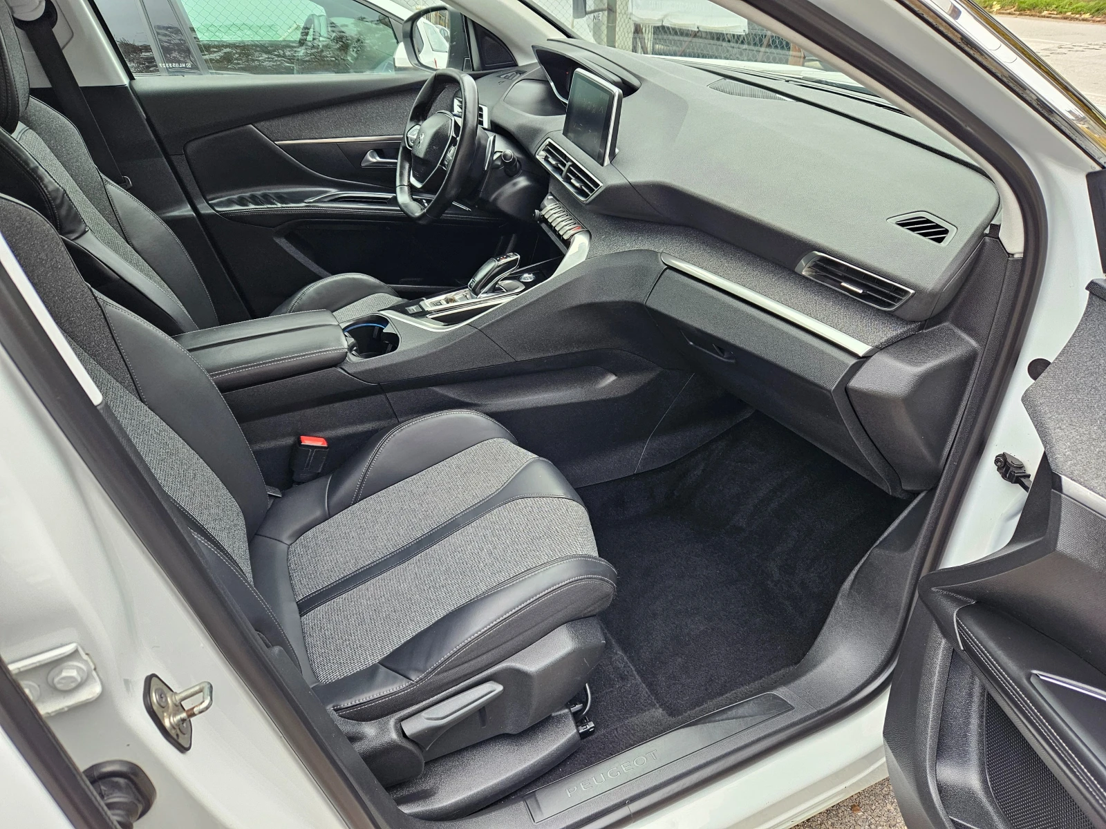 Peugeot 5008 1.6 120 Full | Mobile.bg   9