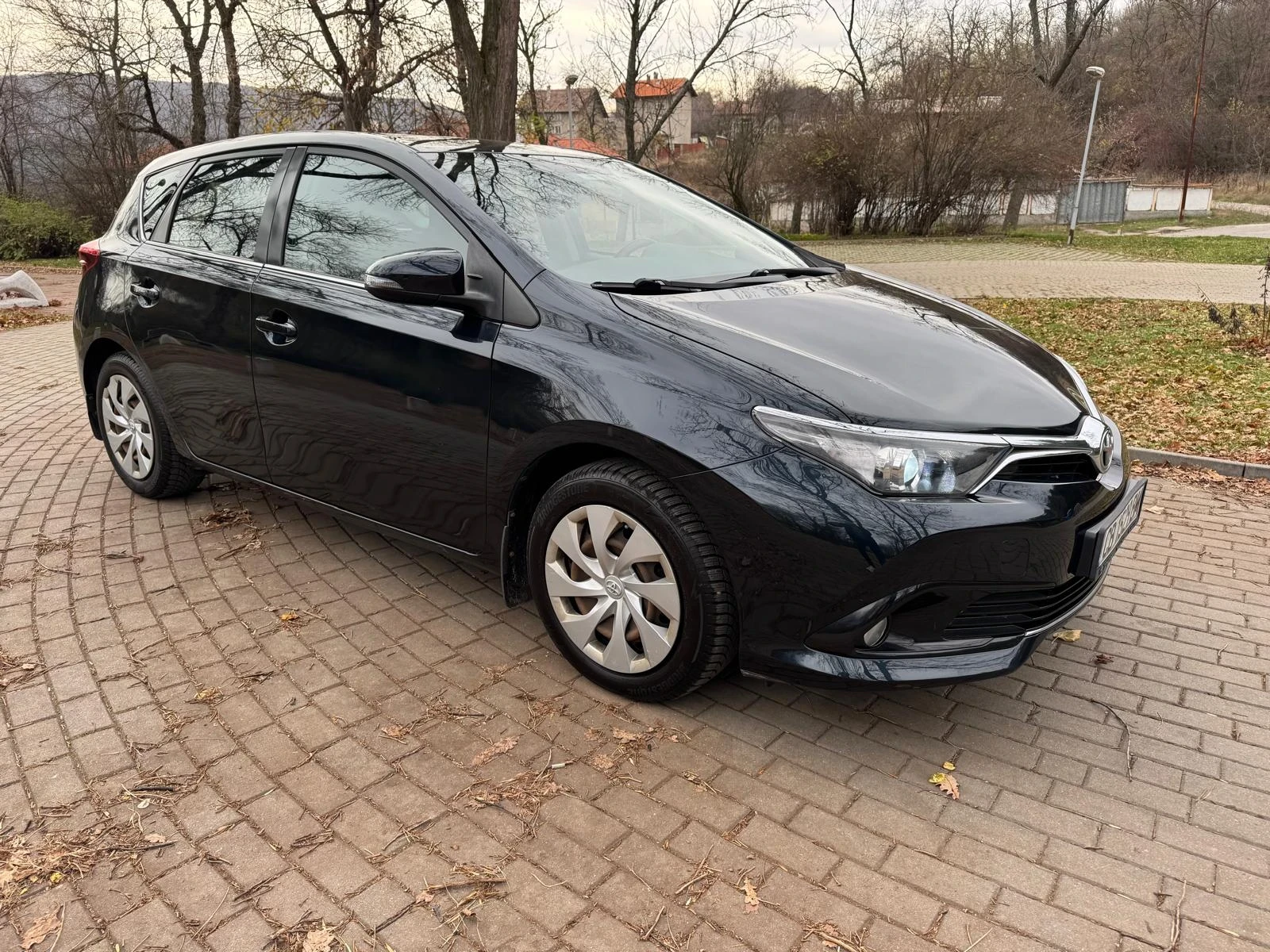 Toyota Auris 1.2 Facelift | Mobile.bg � ����������� 6