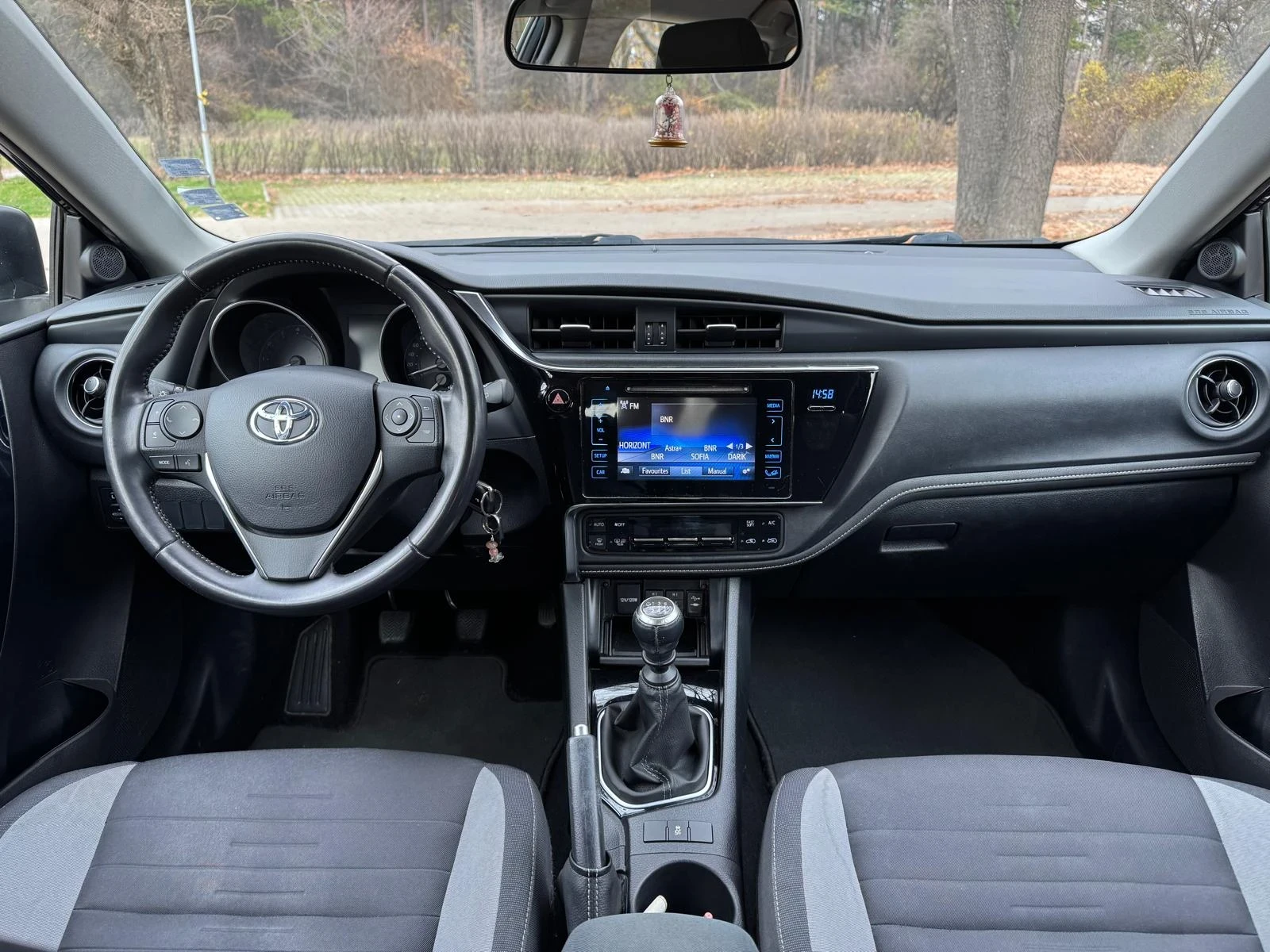 Toyota Auris 1.2 Facelift | Mobile.bg � ����������� 11