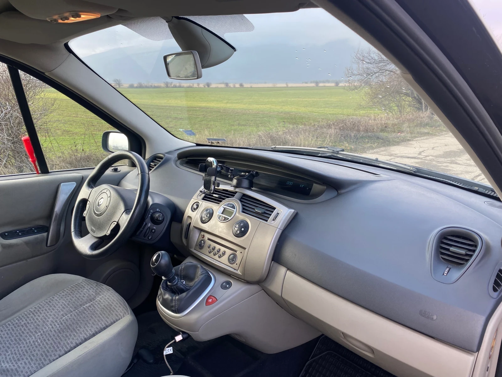 Renault Scenic  - изображение 5