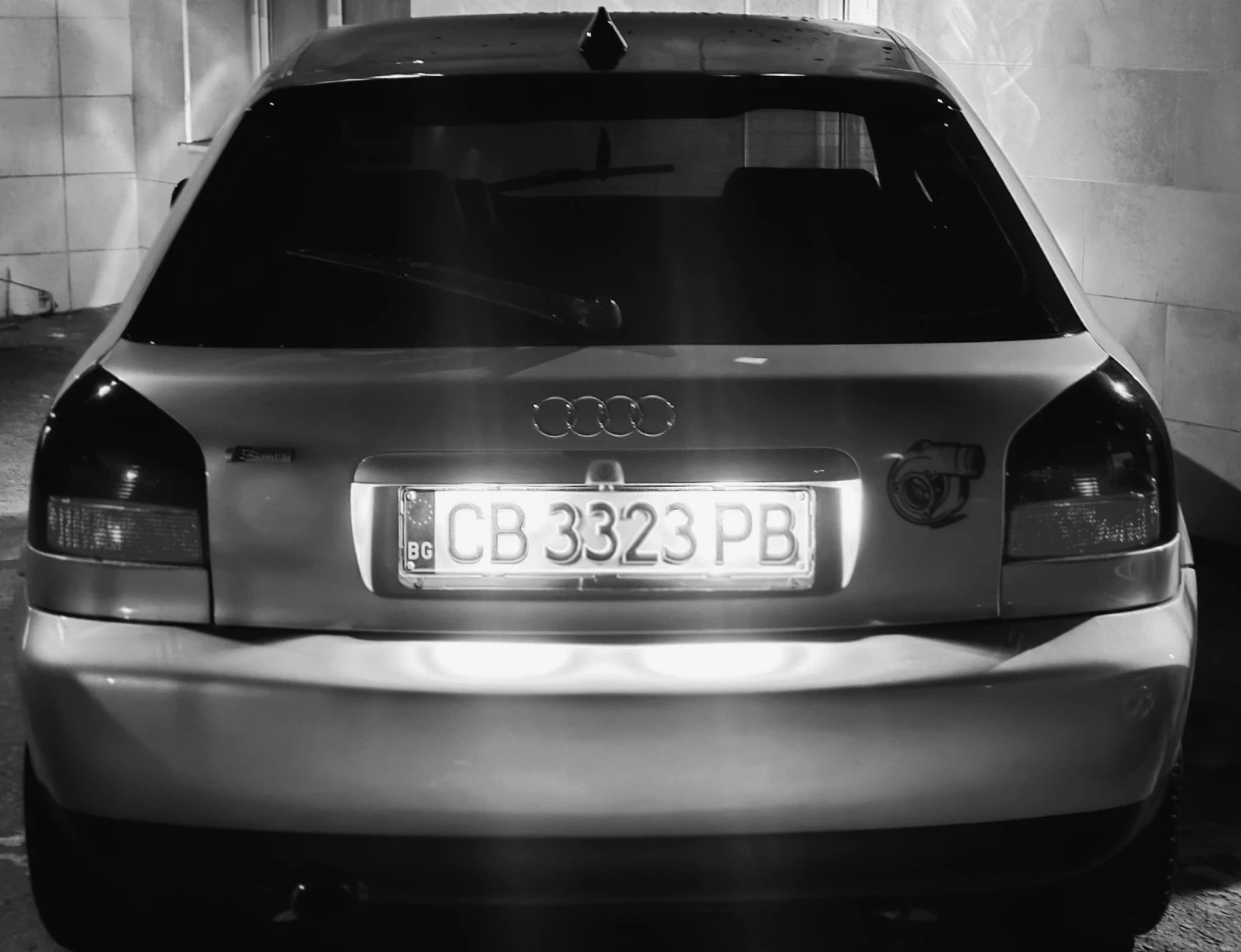 Audi A3 1.8Т, снимка 7 - Автомобили и джипове - 53979543