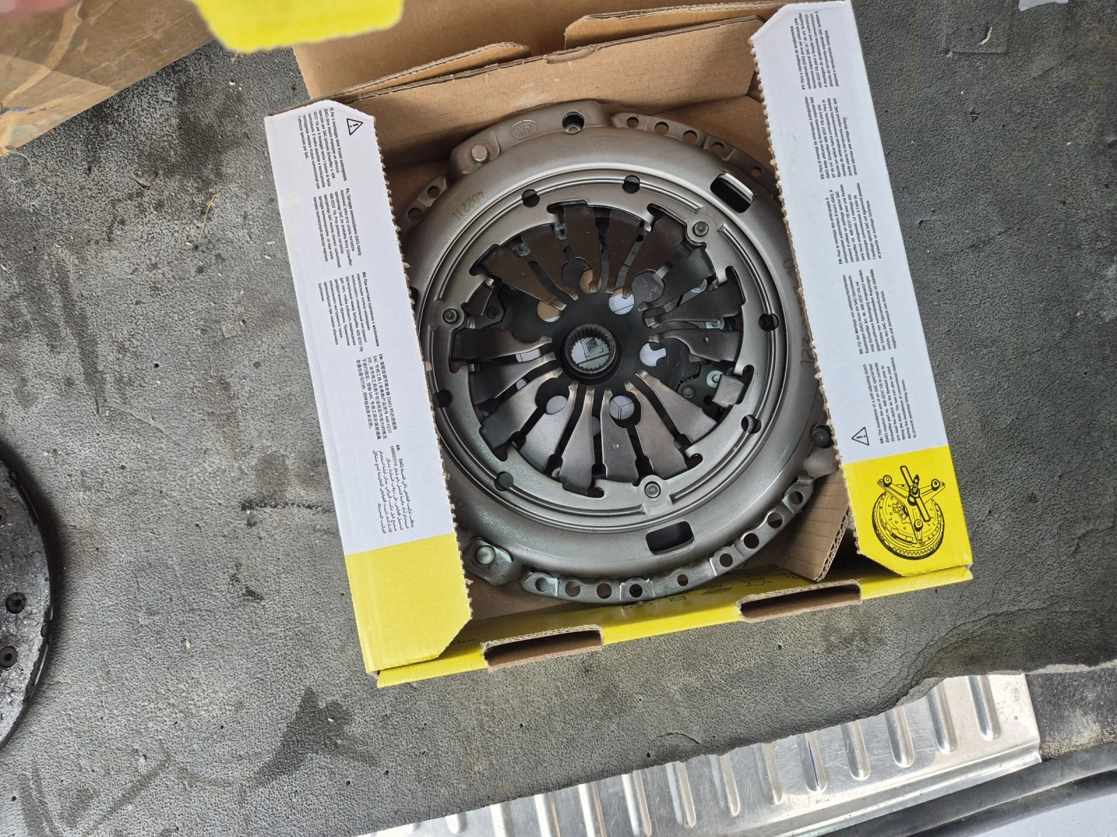 Audi A3 1.8Т, снимка 10 - Автомобили и джипове - 53979543