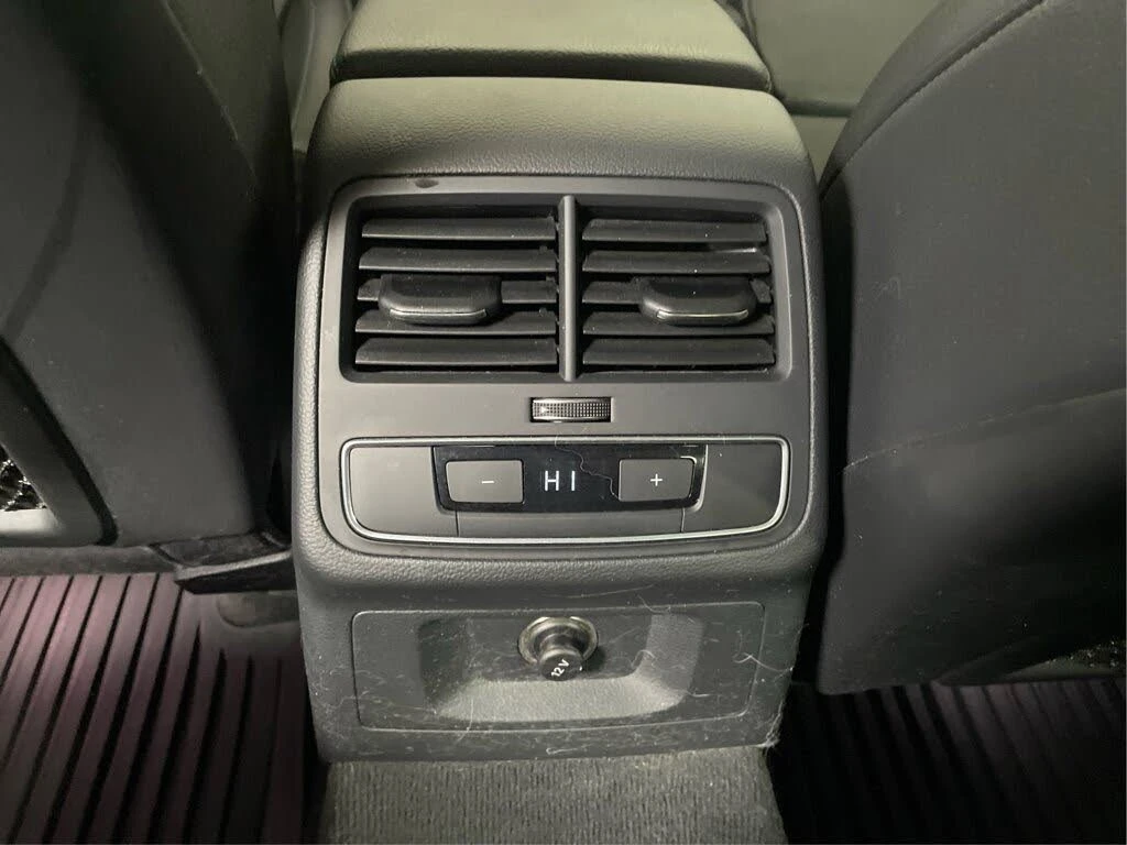 Audi A4 АвтоКредит* (ЦЕНА ДО БГ), снимка 4 - Автомобили и джипове - 54039566