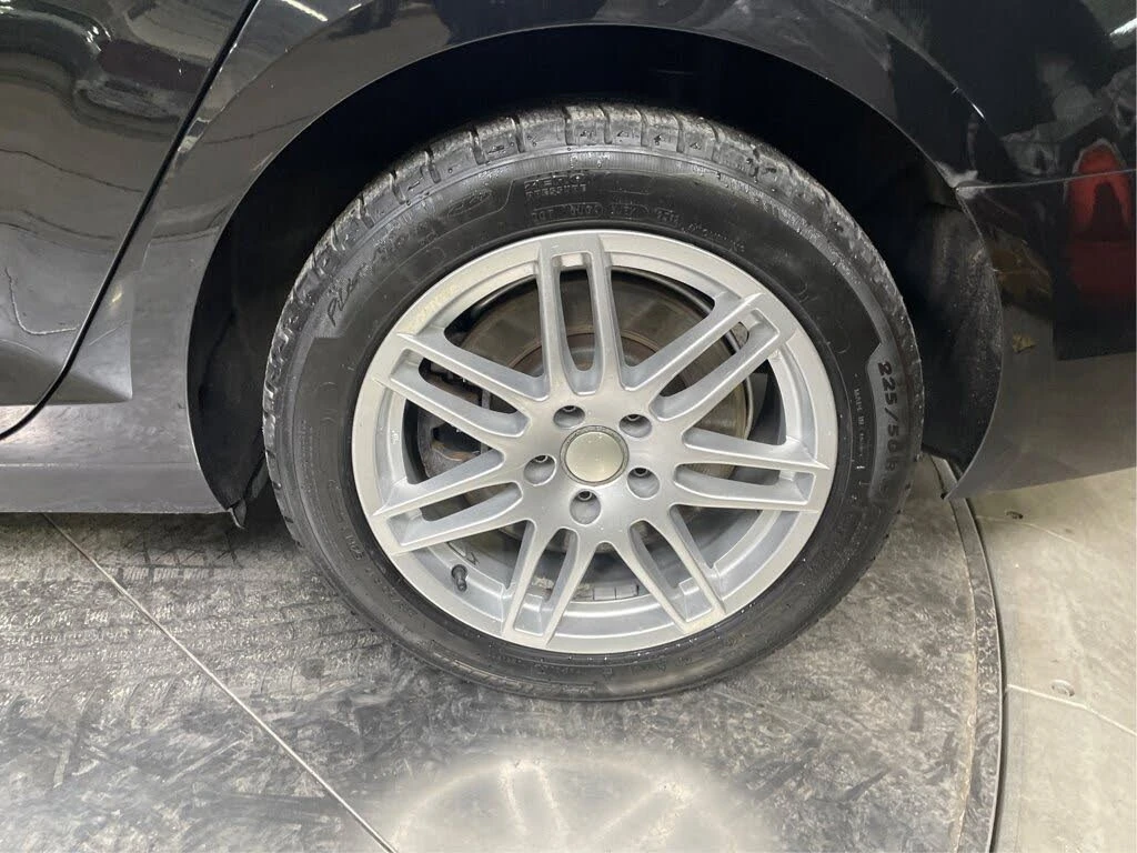 Audi A4 АвтоКредит* (ЦЕНА ДО БГ), снимка 15 - Автомобили и джипове - 54039566