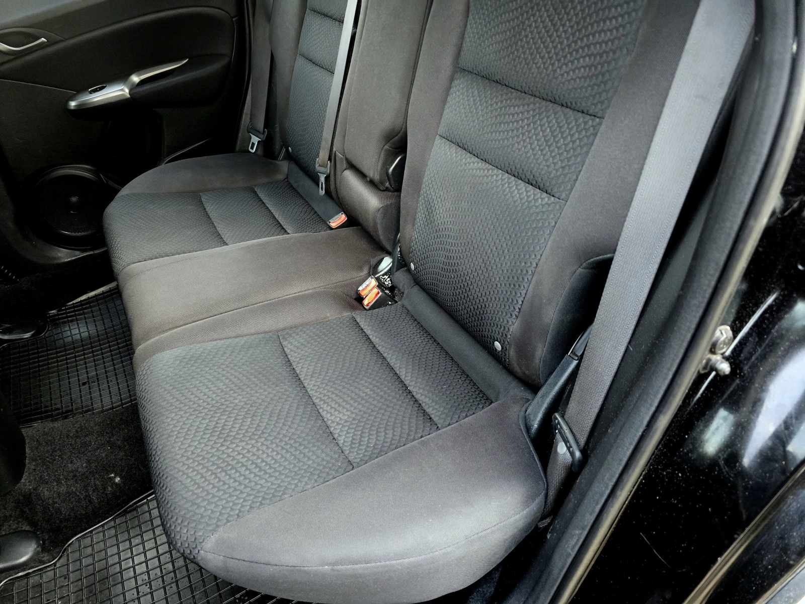 Honda Civic ТОП СЪСТОЯНИЕ/1.4/FACE/6ск, снимка 11 - Автомобили и джипове - 54666531