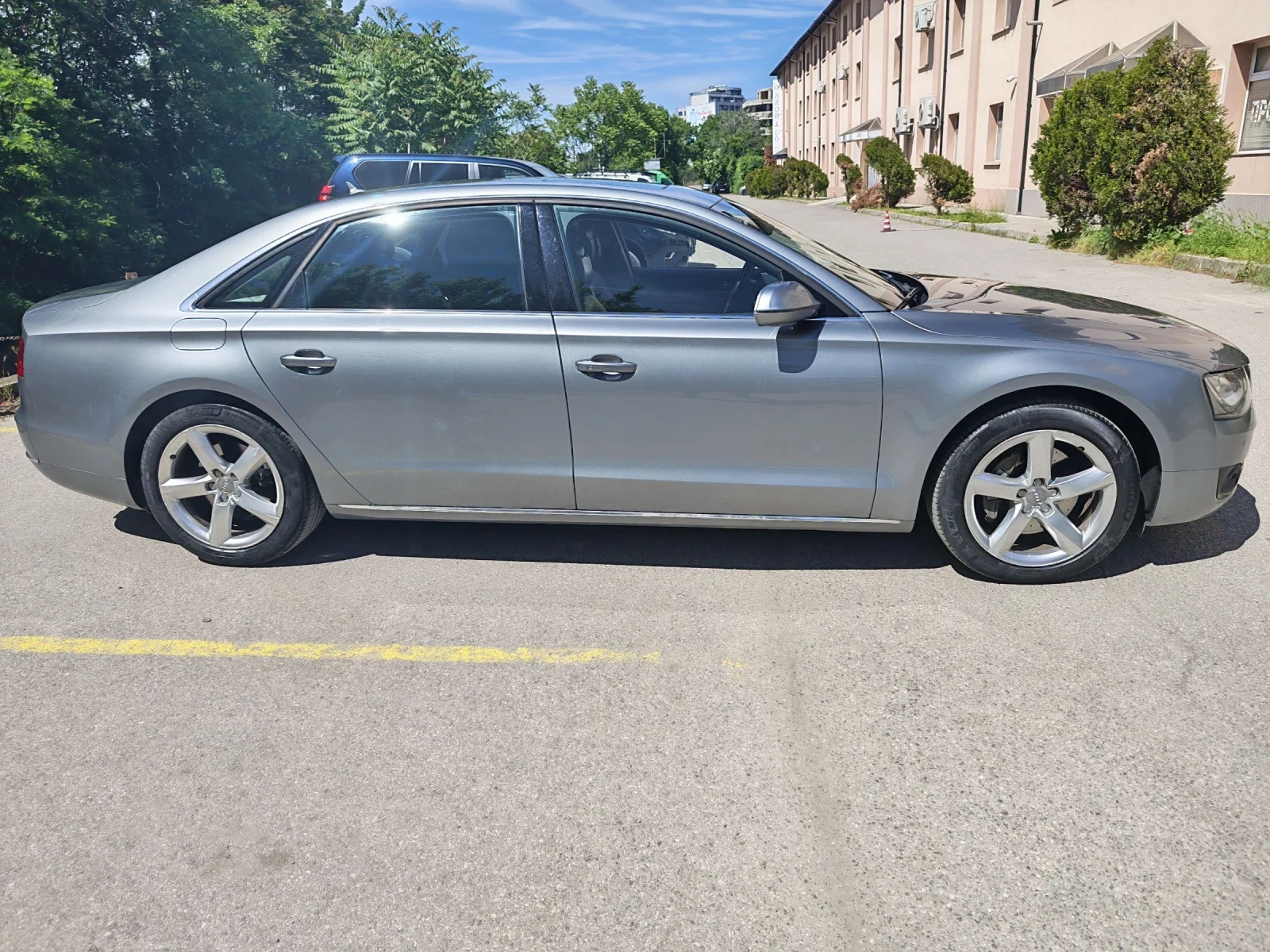 Audi A8 LONG / МАСАЖ/ ОБДУХВАНЕ /ACC/, снимка 8 - Автомобили и джипове - 54721169