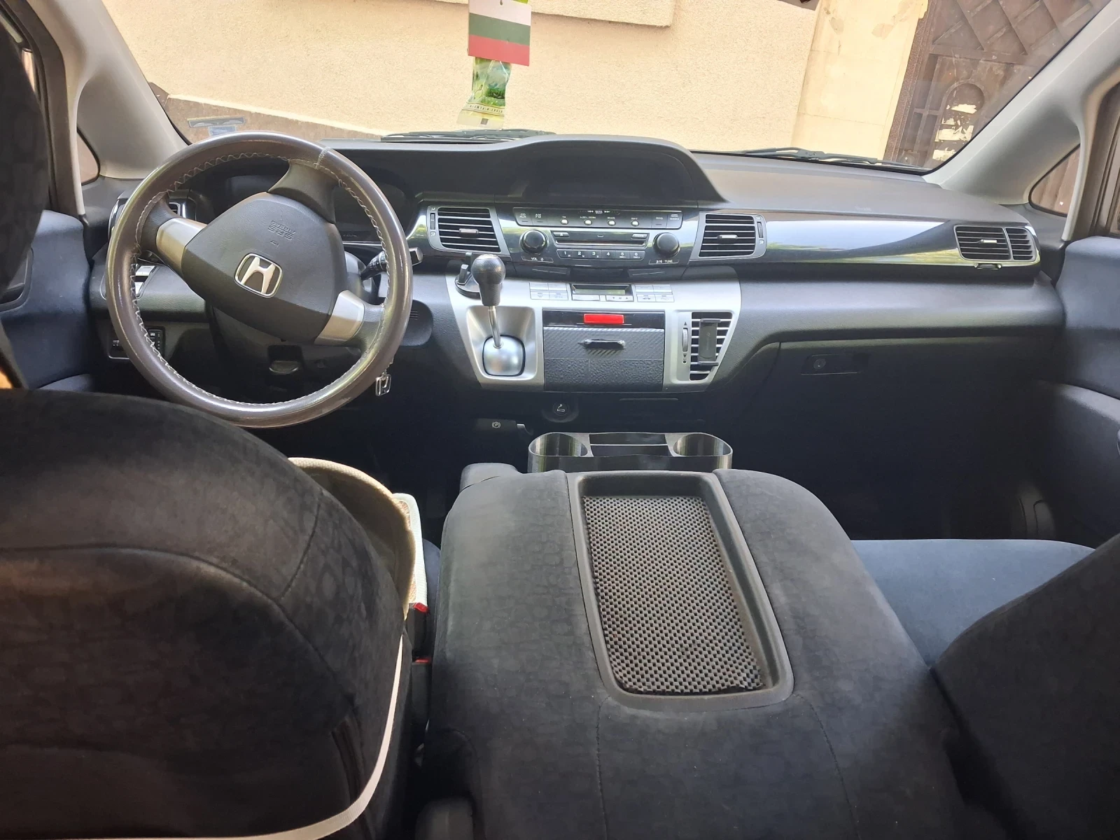 Honda Fr-v 1, 7, снимка 5 - Автомобили и джипове - 54760755