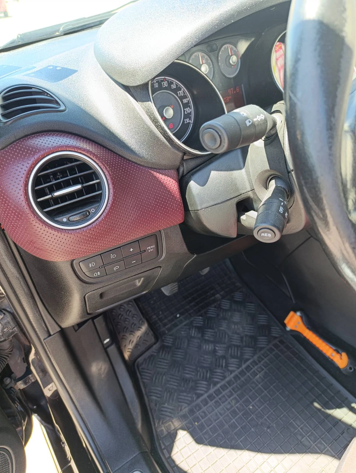 Fiat Punto EVO, снимка 6 - Автомобили и джипове - 54902333