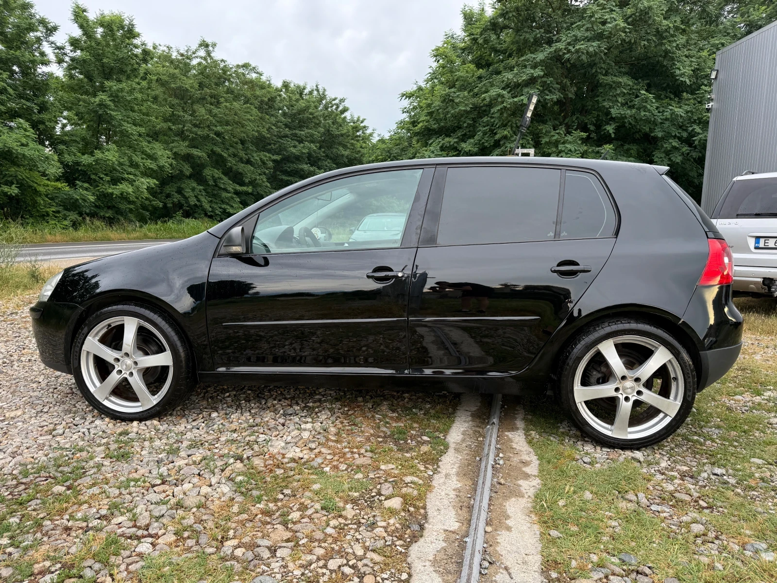 VW Golf 1.9tdi, снимка 2 - Автомобили и джипове - 54947932