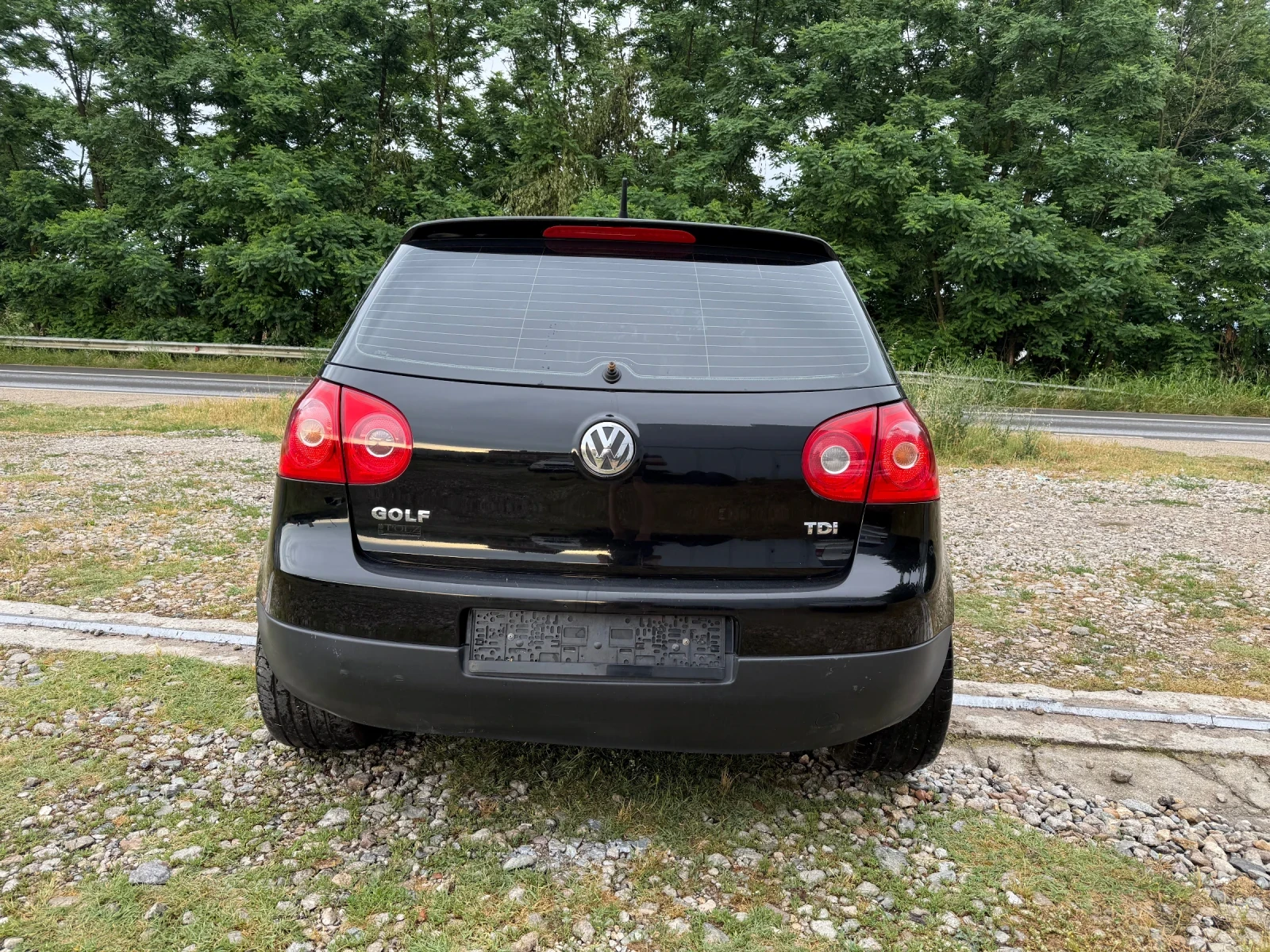 VW Golf 1.9tdi, снимка 5 - Автомобили и джипове - 54947932