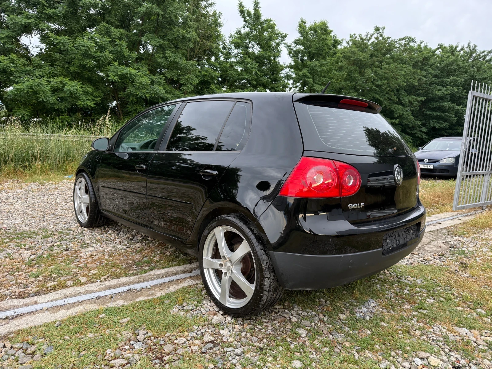 VW Golf 1.9tdi, снимка 4 - Автомобили и джипове - 54947932
