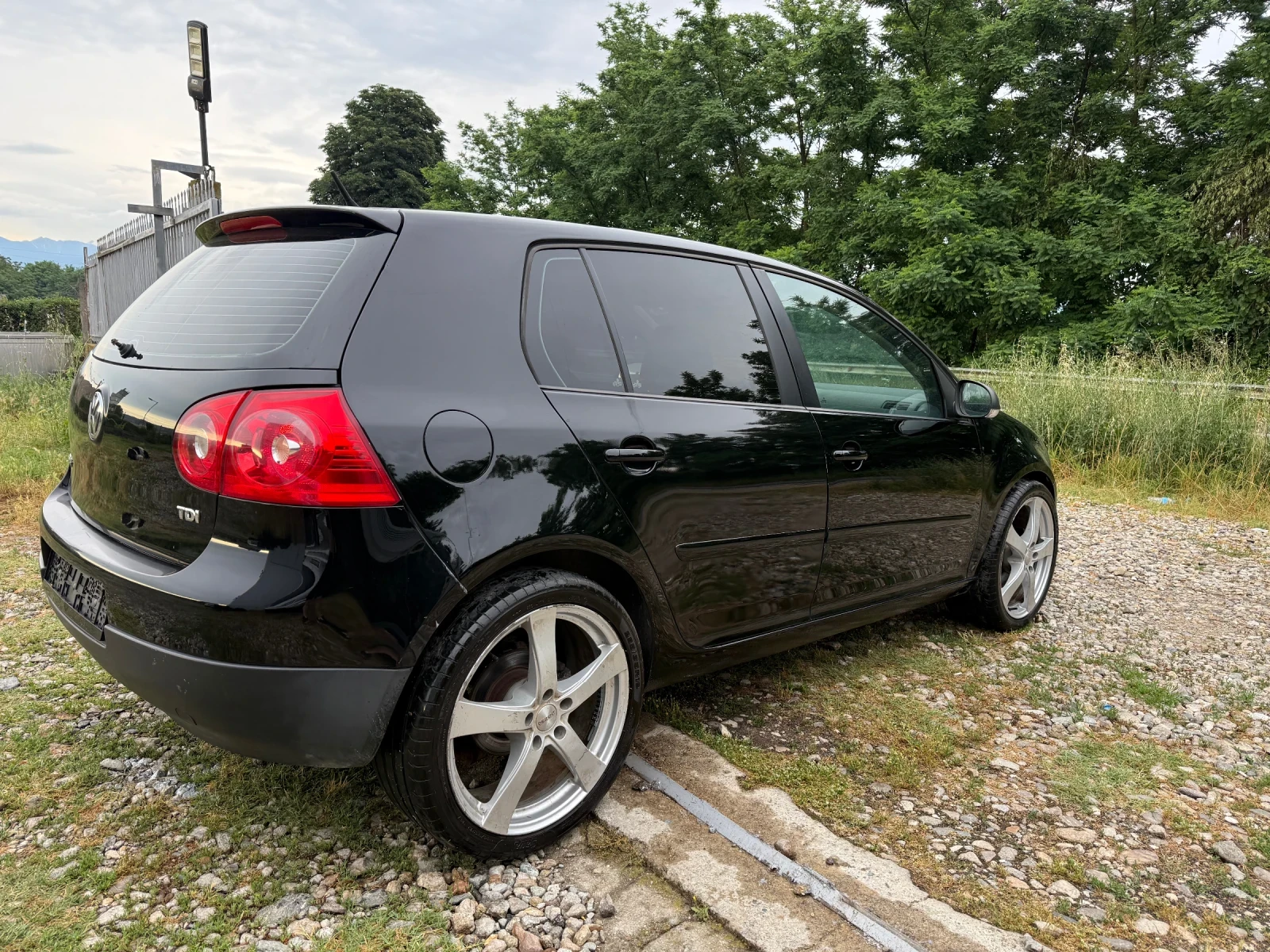 VW Golf 1.9tdi, снимка 6 - Автомобили и джипове - 54947932