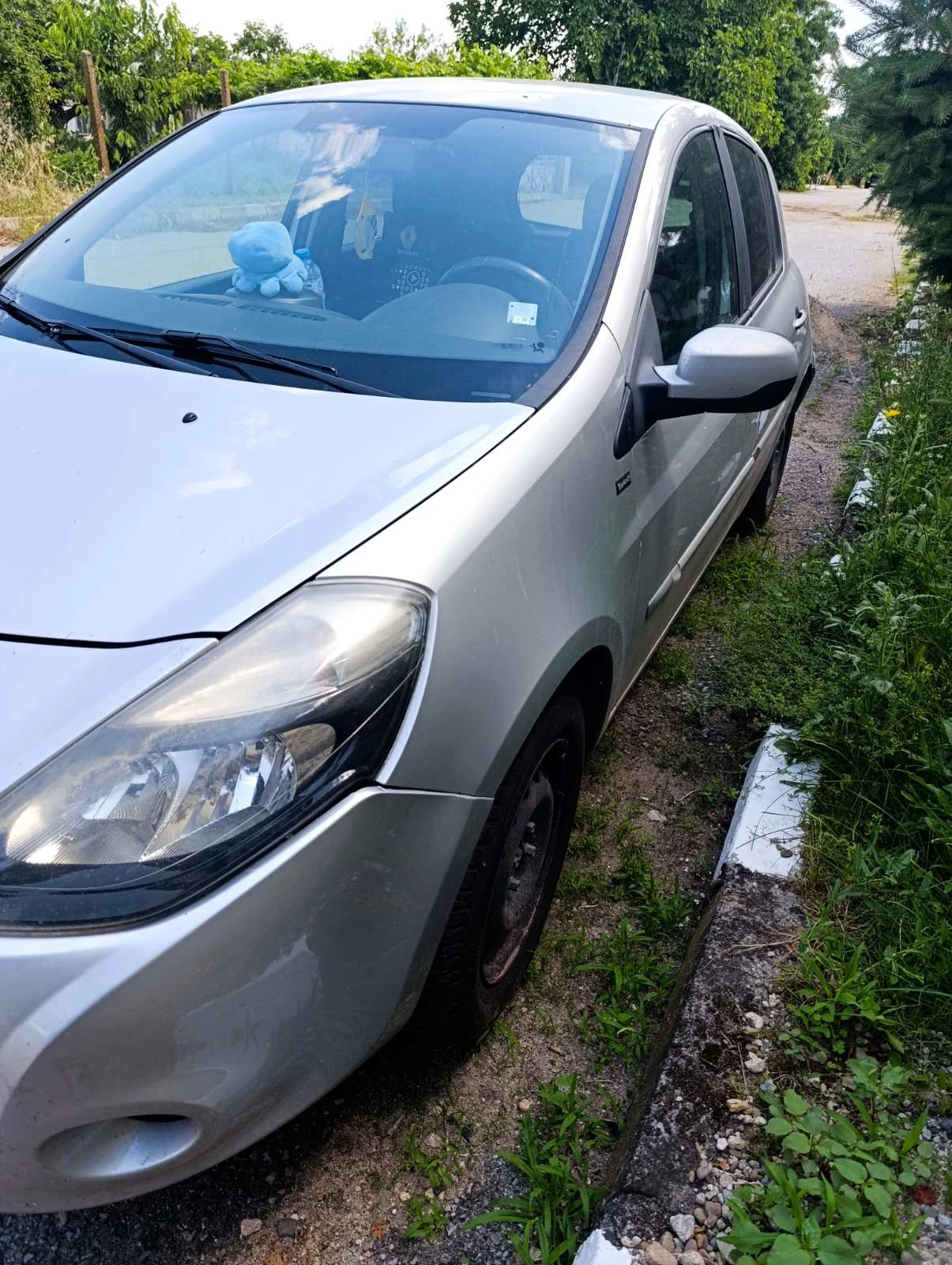Renault Clio III, снимка 12 - Автомобили и джипове - 55012992