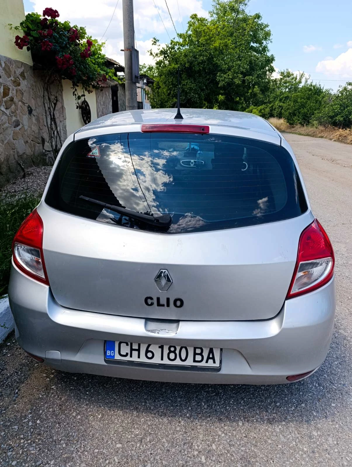 Renault Clio III, снимка 13 - Автомобили и джипове - 55012992