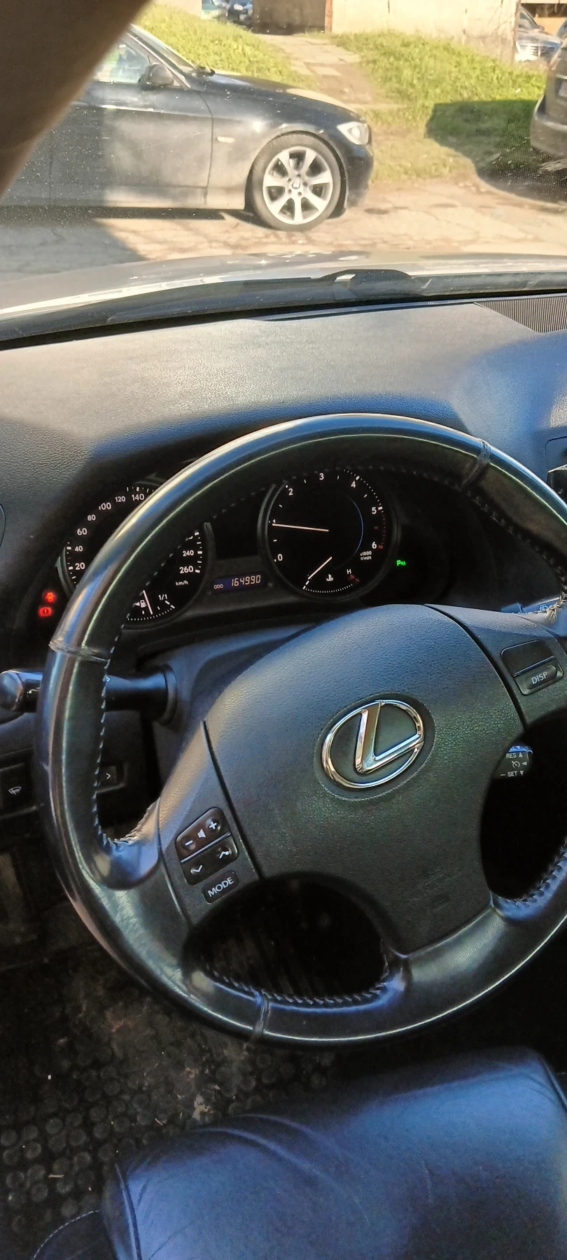 Lexus IS 220d, снимка 10 - Автомобили и джипове - 55123756