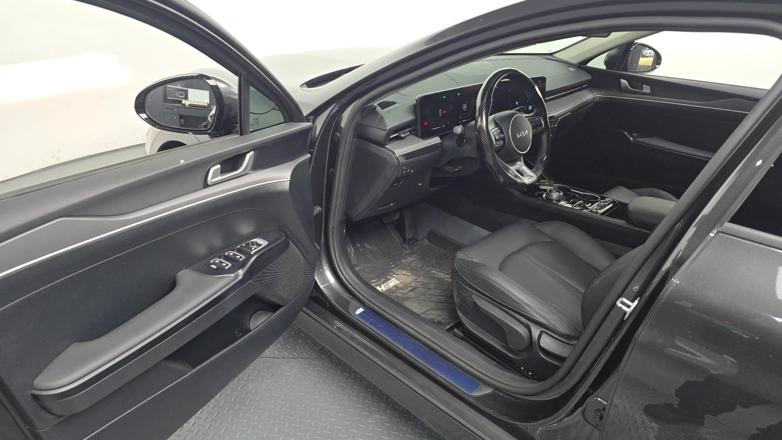 Kia K5 2.0 LPI Trendy | LED | Smart Key, снимка 16 - Автомобили и джипове - 55546441