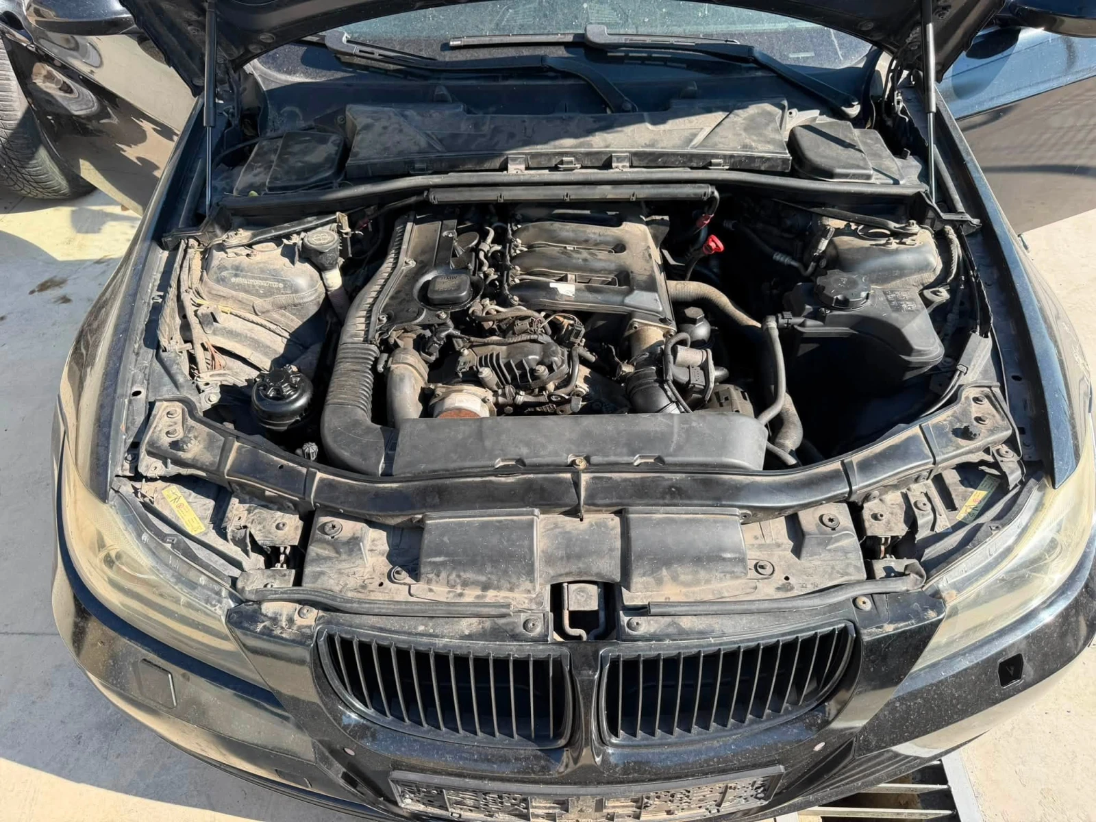 BMW 330 xd, снимка 12 - Автомобили и джипове - 55816436