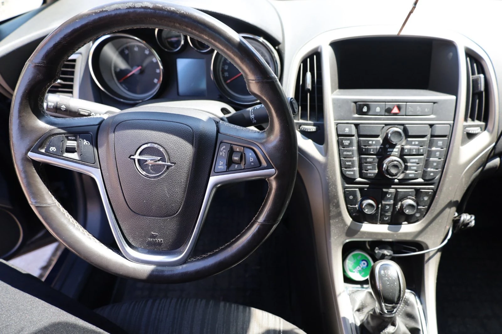 Opel Astra, снимка 13 - Автомобили и джипове - 55860308