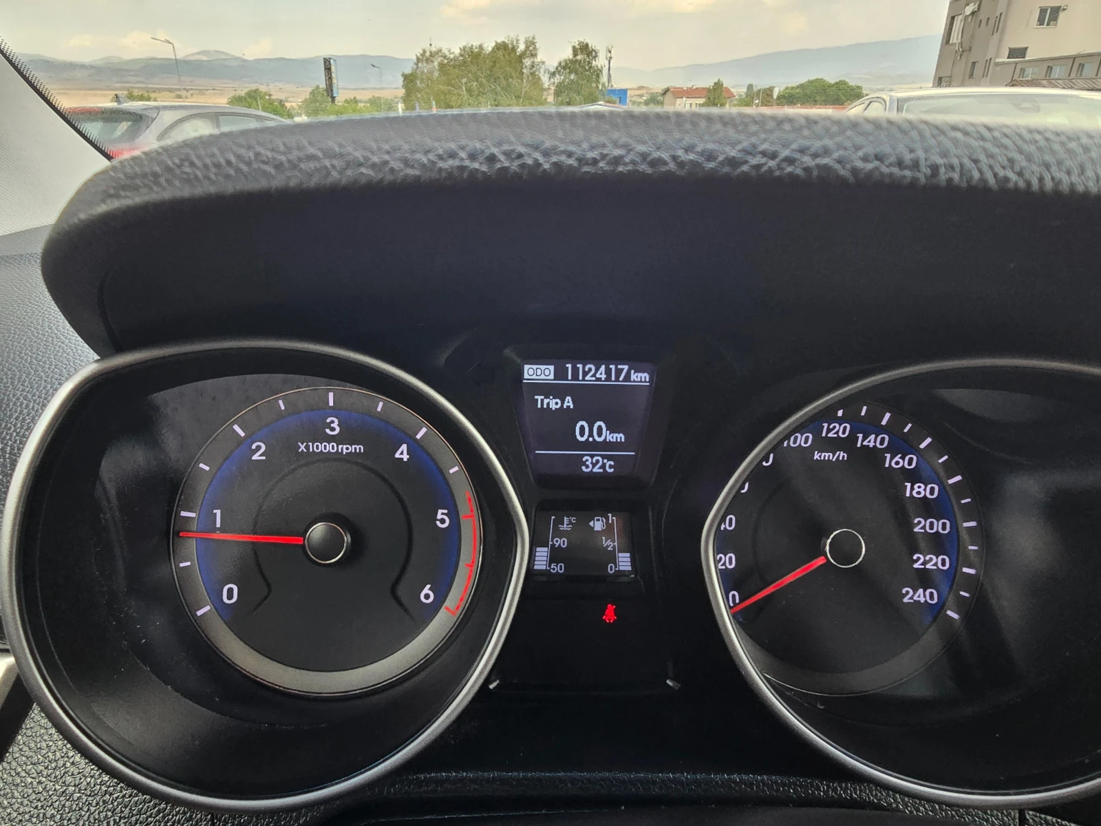 Hyundai I30 1.6-CRDI-EURO6W, снимка 16 - Автомобили и джипове - 55902717