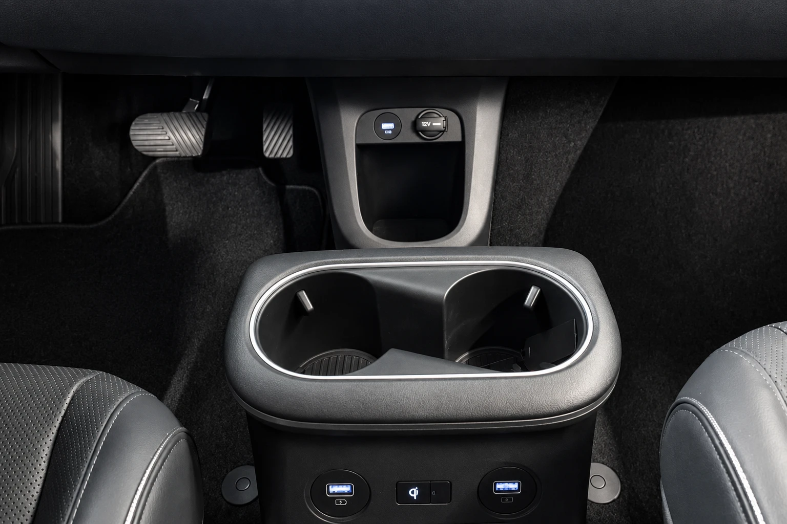 Hyundai Ioniq 5 ДОСТАВКА* 77, 4 kWh* Techniq* Navi* Leder* LED, снимка 9 - Автомобили и джипове - 56270294