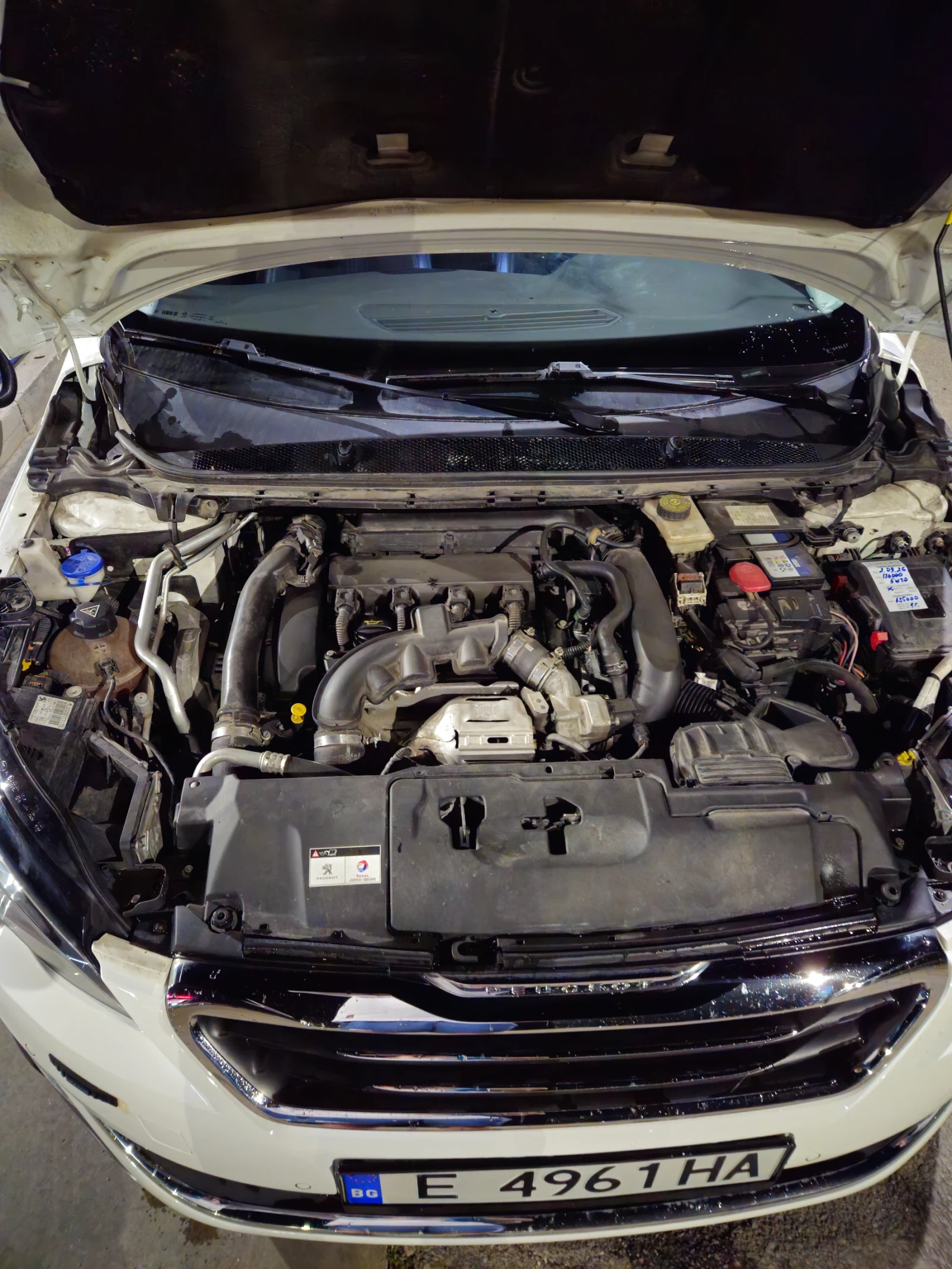 Peugeot 308 1.6 THP T9, снимка 13 - Автомобили и джипове - 56485056