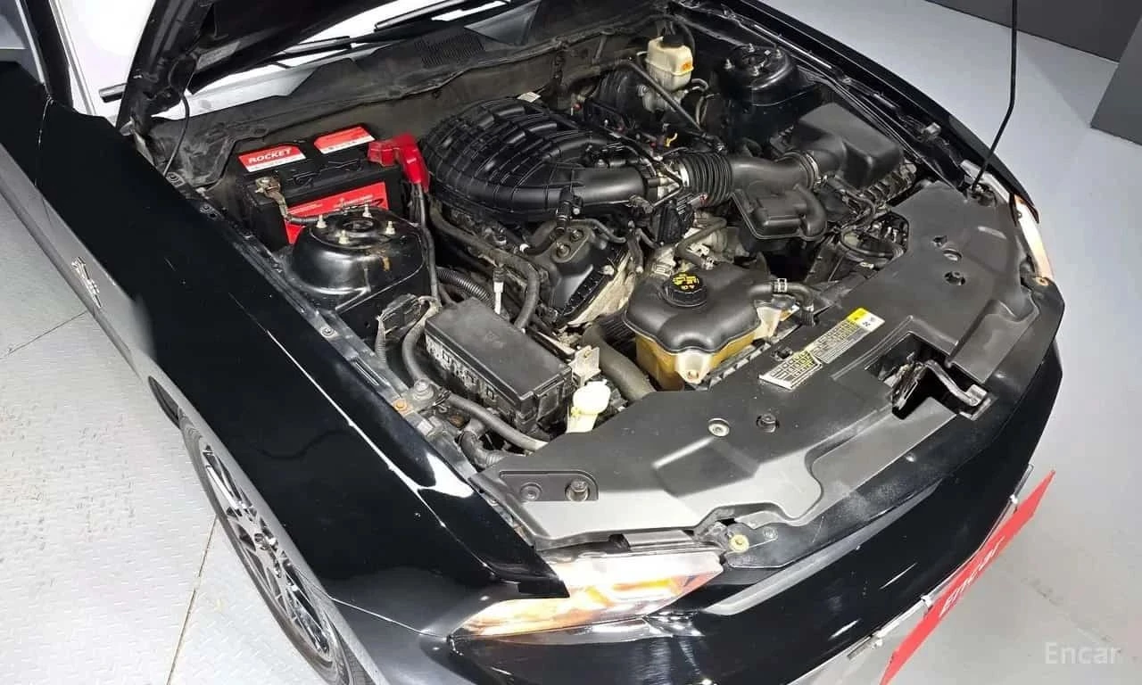 Ford Mustang, снимка 17 - Автомобили и джипове - 56689905