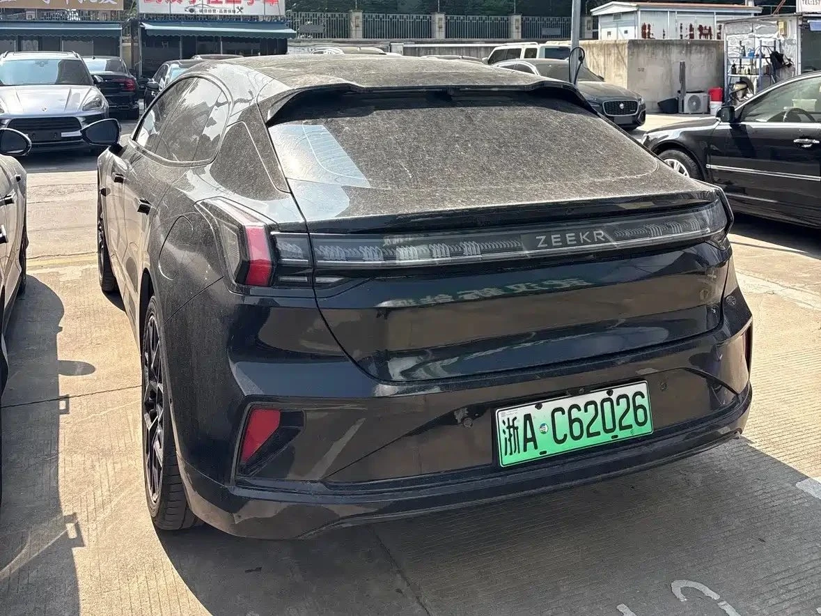 Zeekr 001, снимка 5 - Автомобили и джипове - 56730459