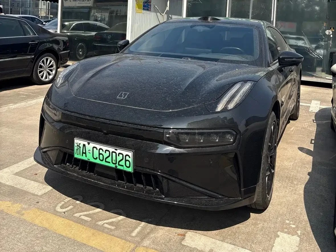 Zeekr 001