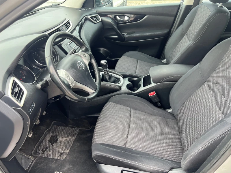 Nissan Qashqai 1.5 DCI, снимка 9 - Автомобили и джипове - 49503625