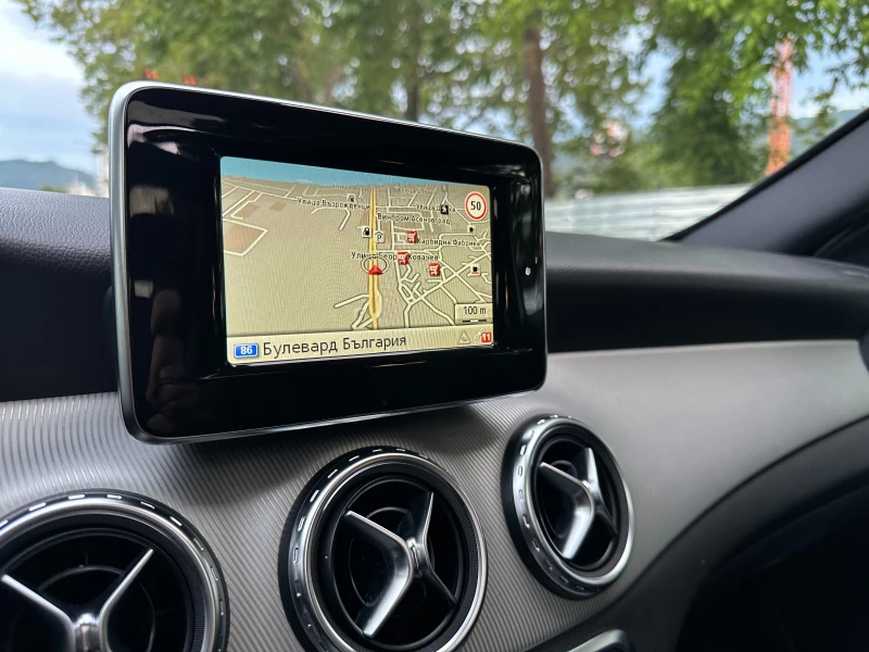 Mercedes-Benz GLA 200 d ПАНОРАМА* ПЪЛНА СЕРВИЗНА ИСТОРИЯ* !!, снимка 14 - Автомобили и джипове - 50324096