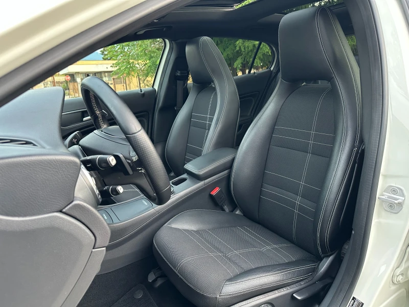 Mercedes-Benz GLA 200 d ПАНОРАМА* ПЪЛНА СЕРВИЗНА ИСТОРИЯ* !!, снимка 12 - Автомобили и джипове - 50324096