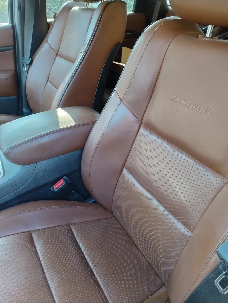 Jeep Grand cherokee 3.6 SUMMIT , снимка 6 - Автомобили и джипове - 52645440