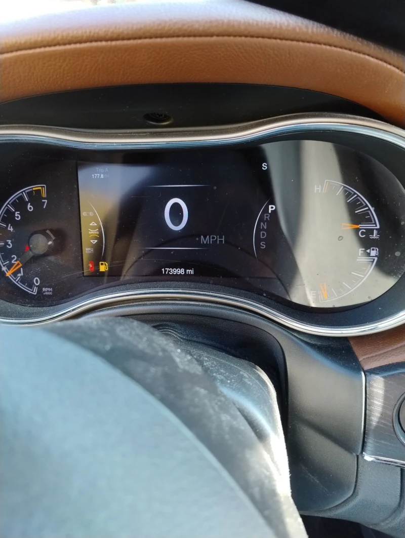 Jeep Grand cherokee 3.6 SUMMIT , снимка 8 - Автомобили и джипове - 52645440