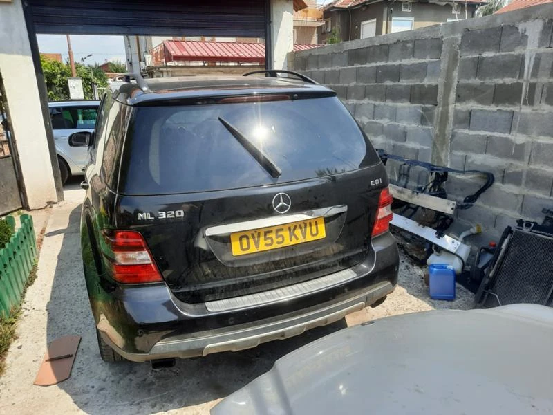 Mercedes-Benz ML 320 Cdi, снимка 4 - Автомобили и джипове - 24951845