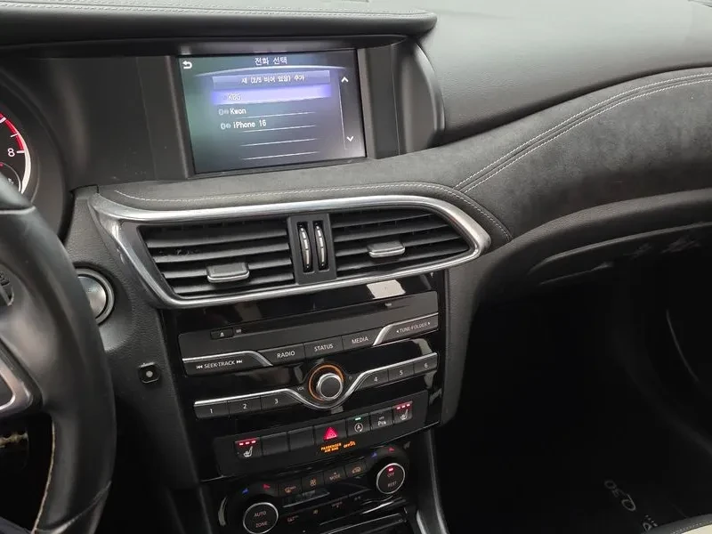 Infiniti Q30 Premium 2.0 Бензин, снимка 6 - Автомобили и джипове - 55434022